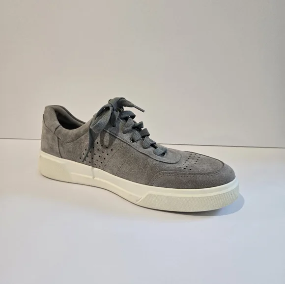 VINCE BRADY SUEDE SNEAKERS 8.5